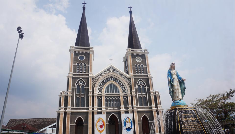 cathedral of immaculate conception Chanthaburi