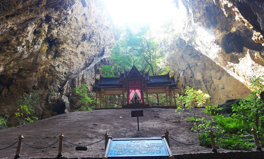 Phraya Nakhon cave