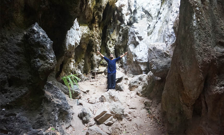 Phraya Nakhon cave