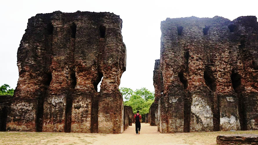 Polonnaruwa ruins