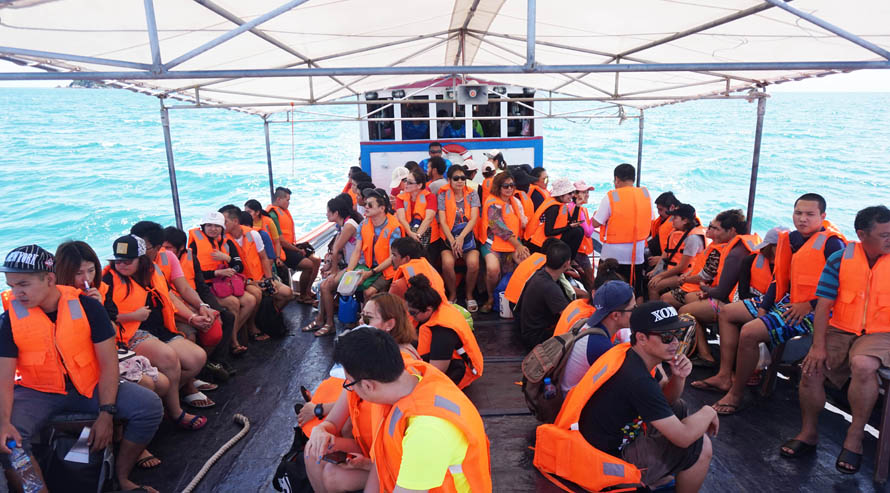 ferry to koh kham