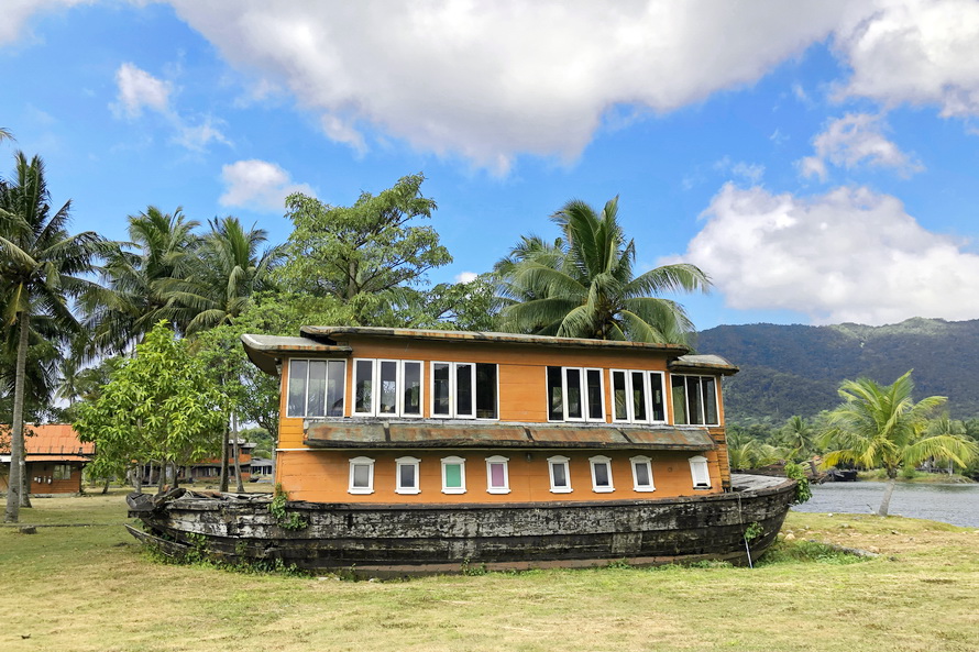 chalet bungalow 