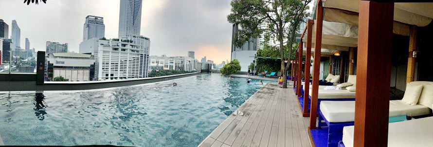 view rooftop bar pool