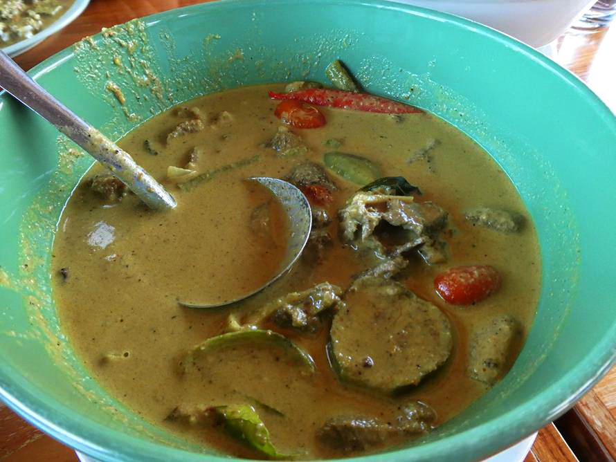 Green curry - eating in Krabi