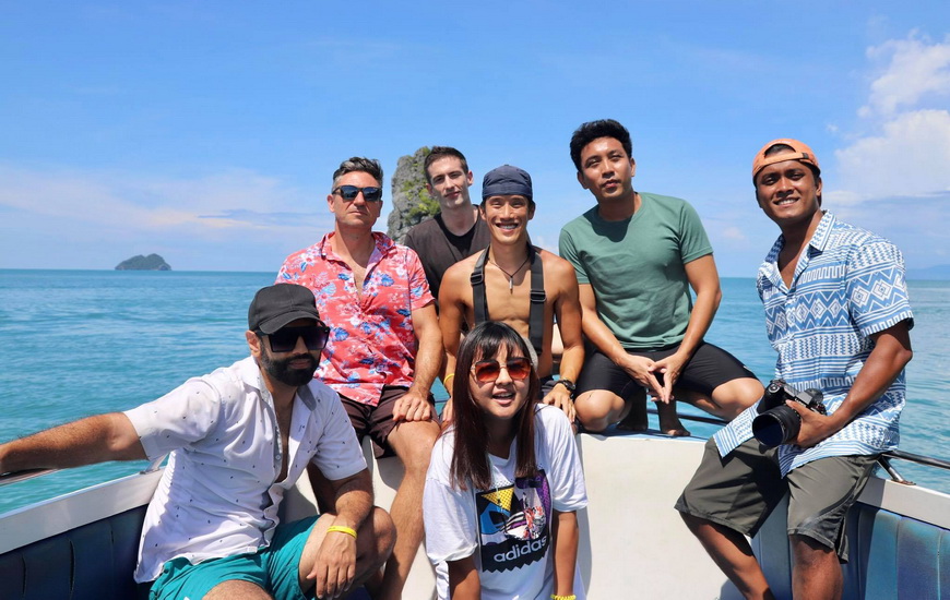 island hopping in Gulf of Thailand