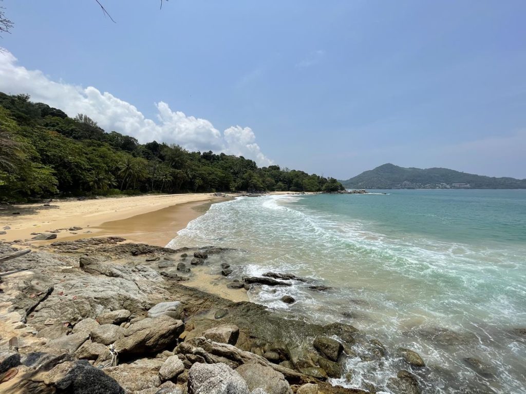 Phuket hidden beaches - Laem Singh